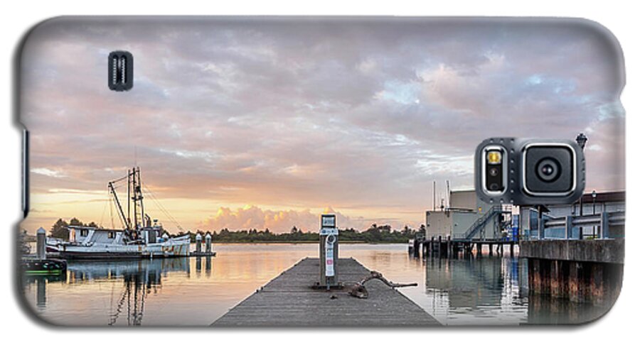 California Galaxy S5 Case featuring the photograph Toward the Dusk by Greg Nyquist