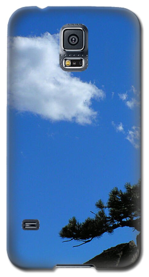 Tree Sky Clouds Colorado Zen Mount Sanitas Mountains Simple Rocky Mountains Galaxy S5 Case featuring the photograph Tree sky cloud by George Tuffy