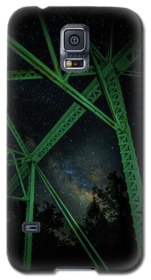 Tim Bryan Galaxy S5 Case featuring the photograph Triangulation by Tim Bryan