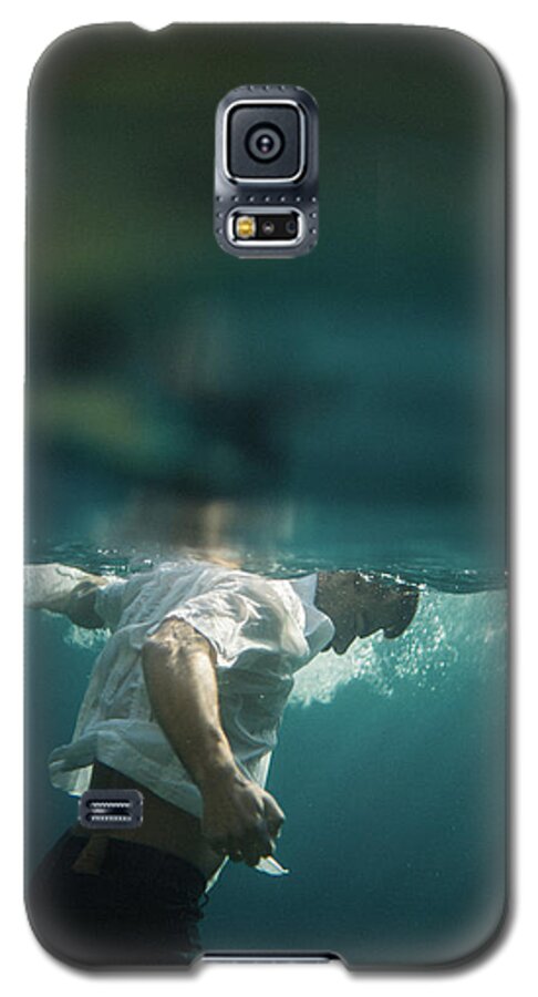 Swim Galaxy S5 Case featuring the photograph Underwater Man by Gemma Silvestre