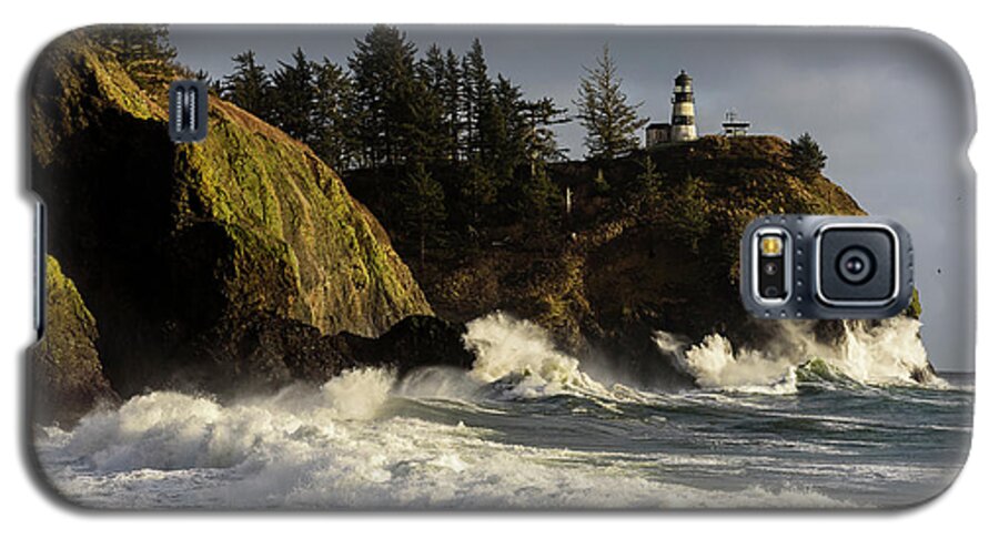 Cape Disappointment Galaxy S5 Case featuring the photograph Vigorous Surf by Robert Potts