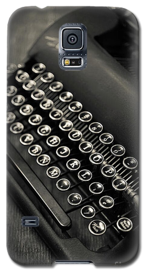 Still Life Galaxy S5 Case featuring the photograph Vintage Portable Typewriter by Edward Fielding