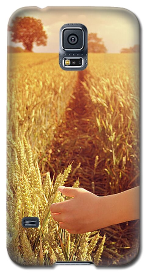 Hand Galaxy S5 Case featuring the photograph Walking through wheat field by Lyn Randle
