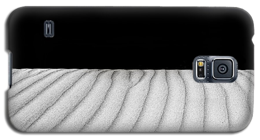 Desert Galaxy S5 Case featuring the photograph Wave Theory VIII by Ryan Weddle