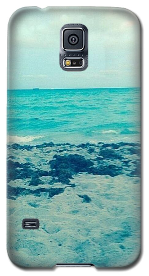 Water Galaxy S5 Case featuring the photograph Waves III by Jimmy Clark