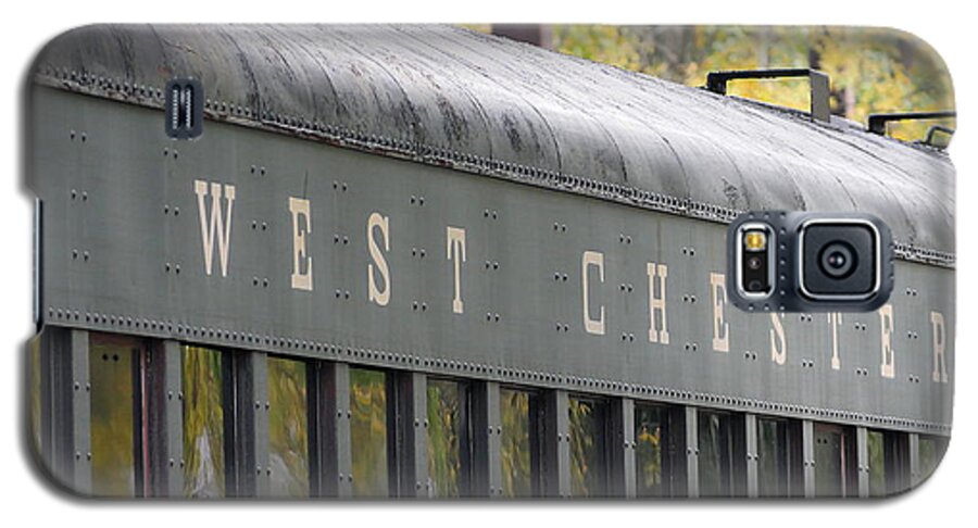 Richard Reeve Galaxy S5 Case featuring the photograph West Chester Railroad - Passenger Car by Richard Reeve