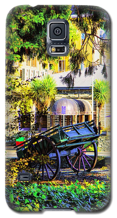 New Zealand Wagons Wine Galaxy S5 Case featuring the photograph Wine Wagon by Rick Bragan