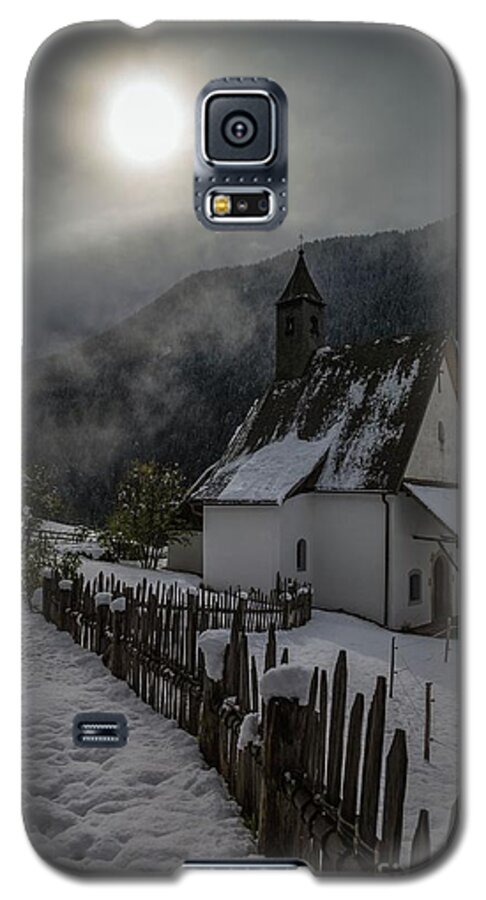 St Sebastian Church Galaxy S5 Case featuring the photograph Winter Sun by Eva Lechner
