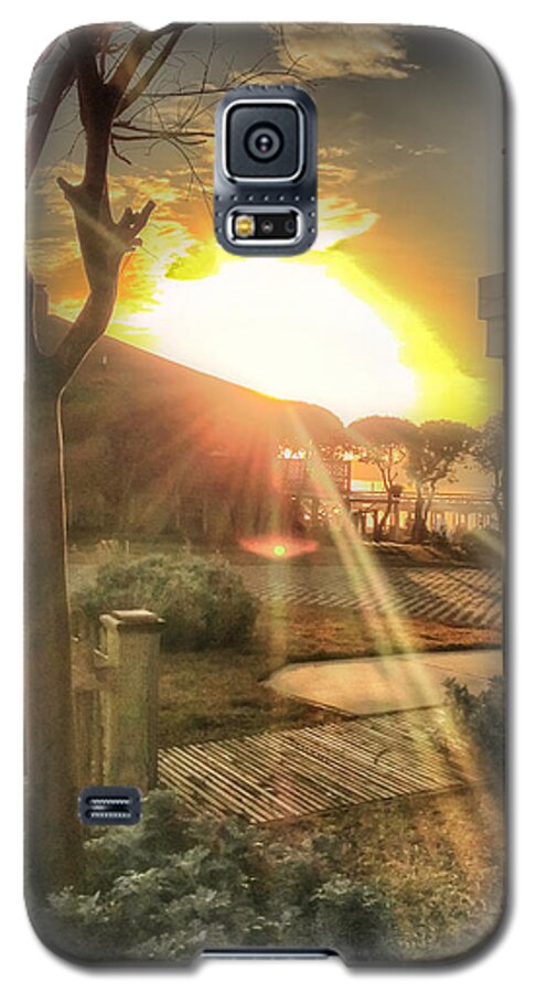 Wrightsville Beach Galaxy S5 Case featuring the photograph Wu Wu's Beach by Phil Mancuso
