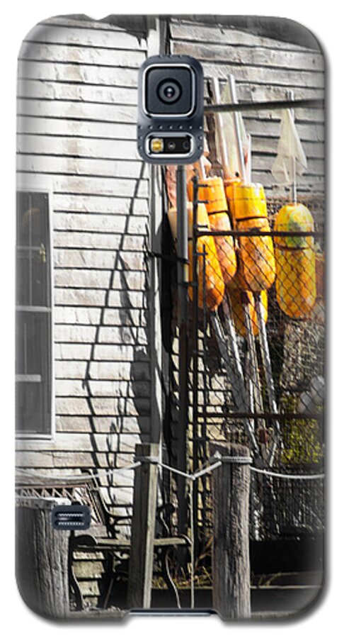 Lighthouse Galaxy S5 Case featuring the photograph Yellow Bouys by Dick Botkin