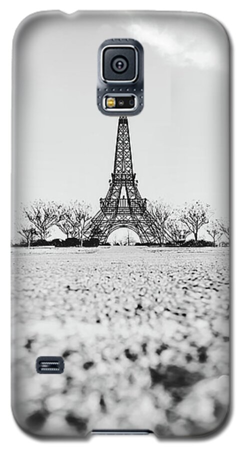 Paris Galaxy S5 Case featuring the photograph Bonjour Y'all by Peter Hull
