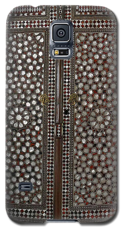 Arabic Galaxy S5 Case featuring the photograph Doors with mother of pearl in the Harem by Steve Estvanik