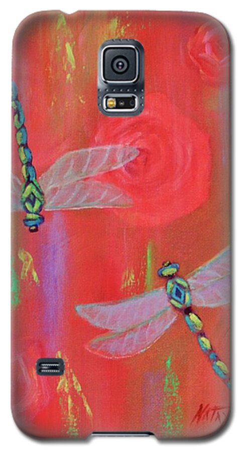 Dragonfly Galaxy S5 Case featuring the painting Dragonfly N Roses by Nataya Crow