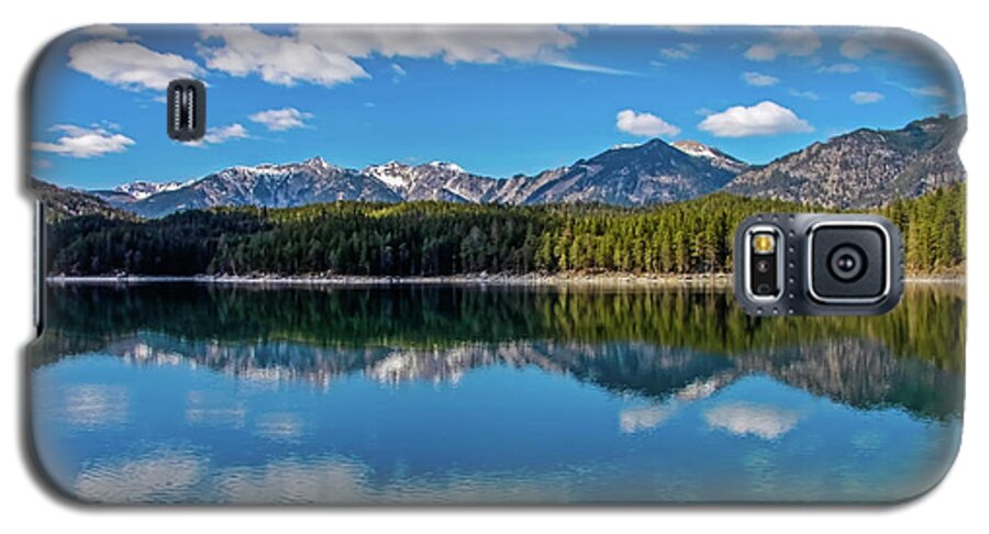 Alps Galaxy S5 Case featuring the photograph Eibsee Lake by Dawn Richards