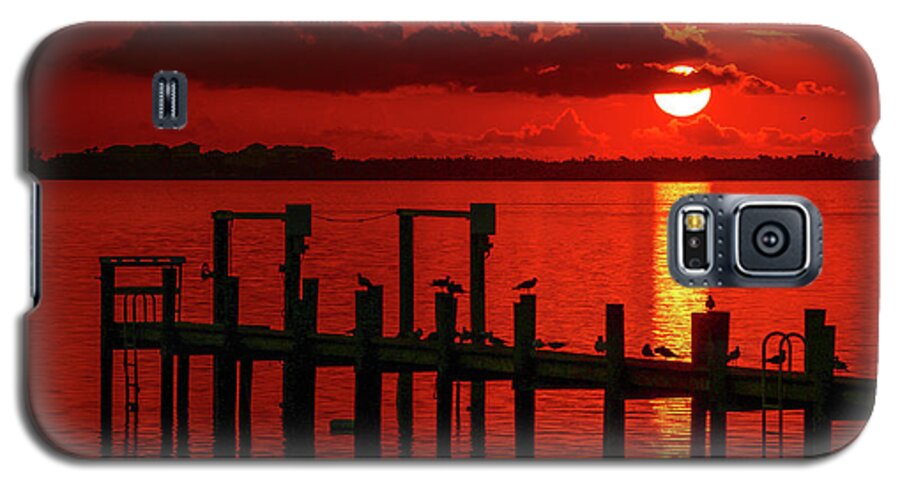 Sun Galaxy S5 Case featuring the photograph Fireball and Pier Sunrise by Tom Claud