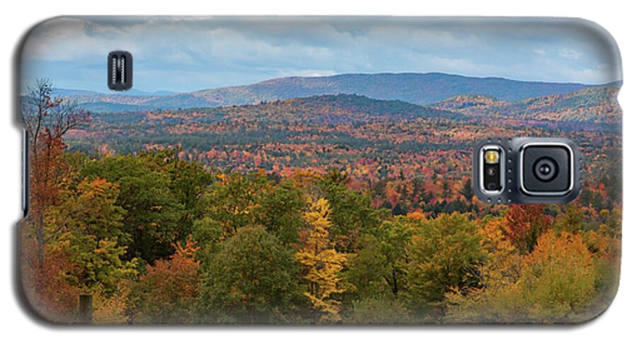Mount Chocorua Galaxy S5 Case featuring the photograph Home on the Range by Jeff Folger