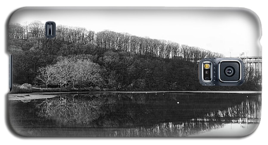 Inwood Galaxy S5 Case featuring the photograph Inwood Reflections by Cole Thompson