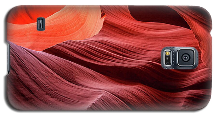 Antelope Canyon Galaxy S5 Case featuring the photograph Slot Canyon Waves 2 by Dawn Richards