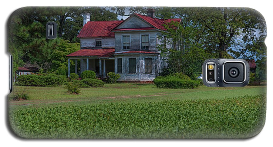 Home Galaxy S5 Case featuring the photograph South Carolina Country Living by Dale Powell