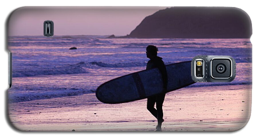 Sunset Galaxy S5 Case featuring the photograph Sunset Surf by FD Graham