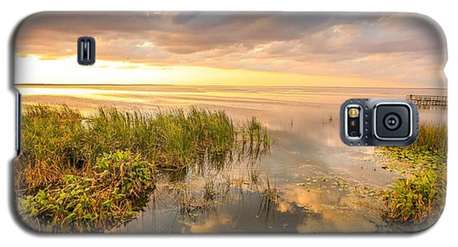 Sunset Galaxy S5 Case featuring the photograph Tranquil Sunset by Susan Rydberg