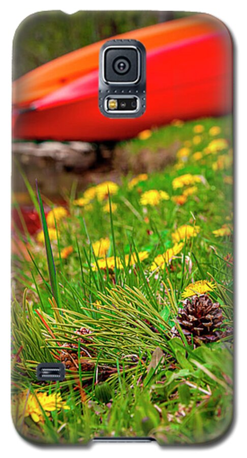 Canoes Galaxy S5 Case featuring the photograph A Canoe View by Pamela Dunn-Parrish