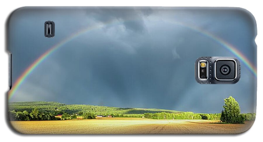 Rainbow Galaxy S5 Case featuring the photograph Touched by the light by Rose-Marie Karlsen