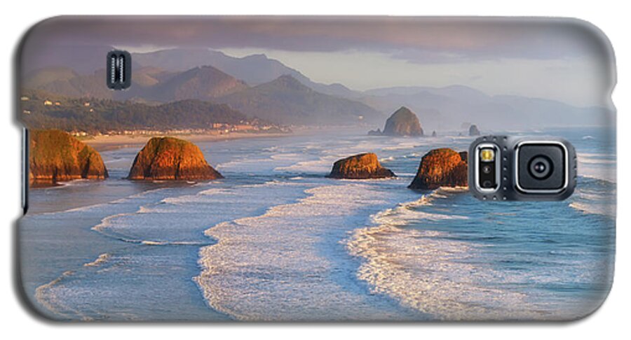 Cannon Beach Galaxy S5 Case featuring the photograph Cannon Beach Sunset by Darren White