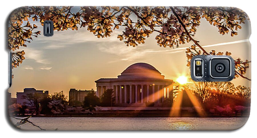 Cherry Blossoms Galaxy S5 Case featuring the photograph Cherry blossoms and Jefferson Memorial by Robert Miller