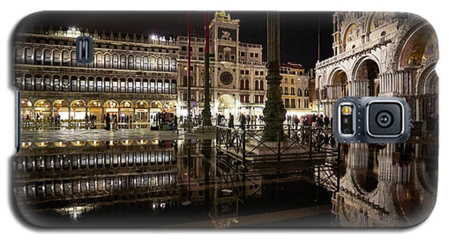 Art Galaxy S5 Case featuring the photograph Dsc9434 - St Mark's Square by night, Venice by Marco Missiaja