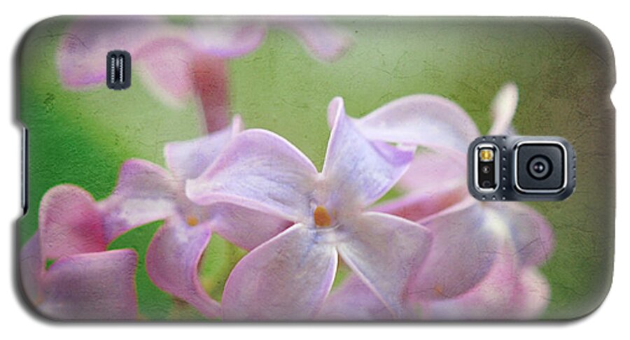 Lilac Galaxy S5 Case featuring the photograph Lilac Dreaming by Kerri Farley