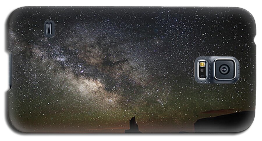 Monument Galaxy S5 Case featuring the photograph Monument Valley Mitten by Jean Clark