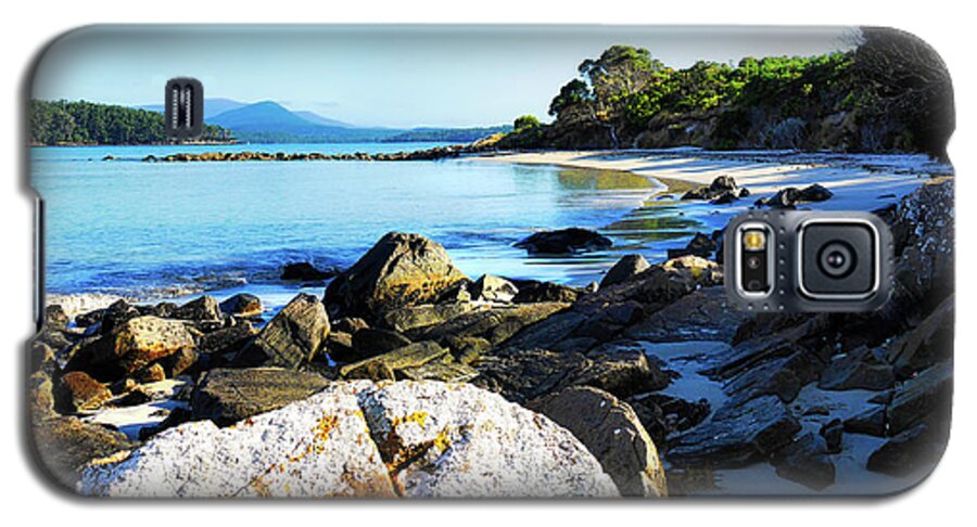 Tantalizing Galaxy S5 Case featuring the photograph Morning Sun - Fishers Point, Tasmania by Lexa Harpell