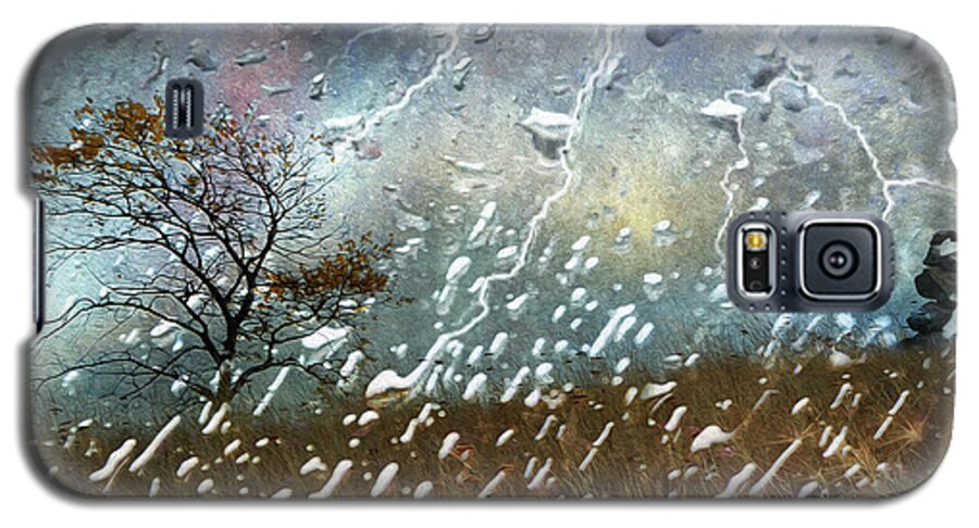 Storm Galaxy S5 Case featuring the photograph Shelter From The Storm by Ed Hall