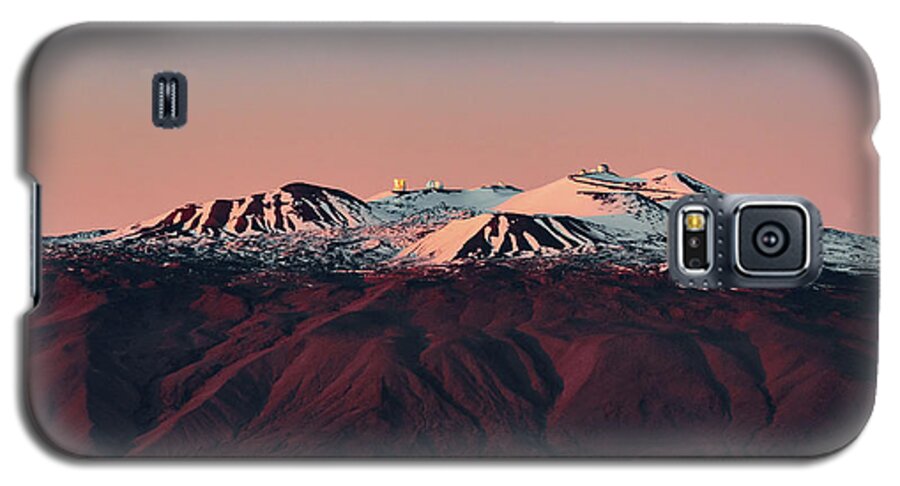 Mauna Kea Galaxy S5 Case featuring the photograph Snowy Mauna Kea Sunset by Jason Chu