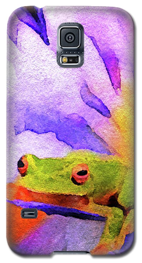 Tree Frog In Repose Galaxy S5 Case featuring the digital art Tree Frog in Repose by Susan Maxwell Schmidt