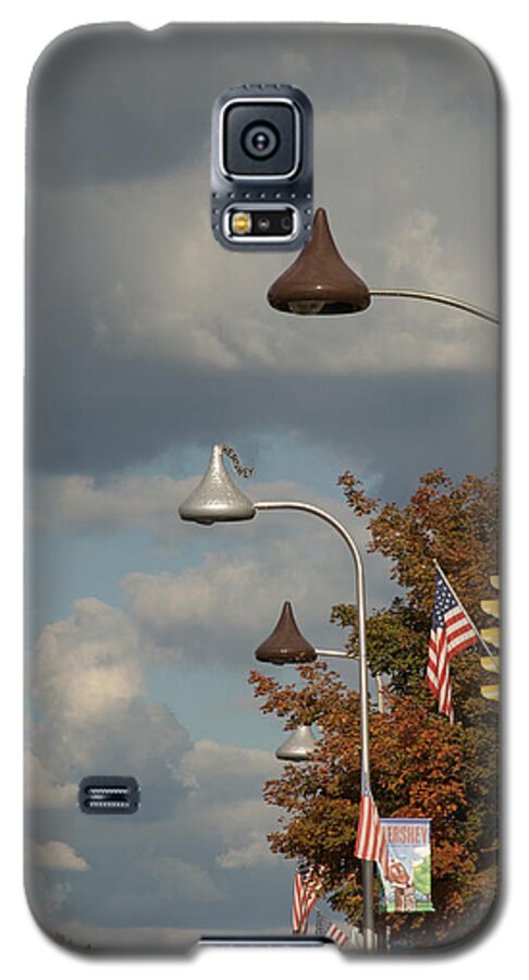 Hershey Galaxy S5 Case featuring the photograph Unwrapped Wrapped Unwrapped Wrapped and on and on by Mark Dodd
