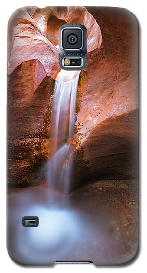 Art Galaxy S5 Case featuring the photograph Willis Creek Fall by Edgars Erglis