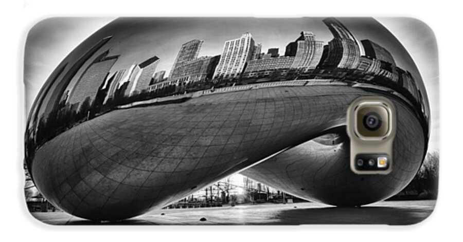 Chicago Cloud Gate Galaxy S6 Case featuring the photograph Glowing Bean by Sebastian Musial