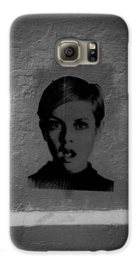 Twiggy Galaxy S6 Case featuring the photograph Twiggy Street Art by Louis Maistros