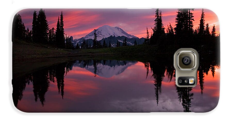 Rainier Galaxy S6 Case featuring the photograph Red Sky at Night by Michael Dawson