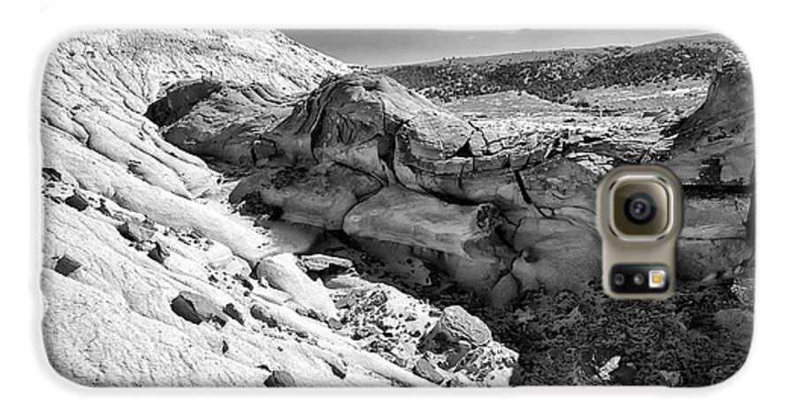 Beautiful Photos Galaxy S6 Case featuring the photograph Cottonwood Creek Strange Rocks 7 BW by Roger Snyder