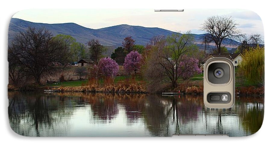 River Galaxy S7 Case featuring the photograph A New Day by Lynn Hopwood