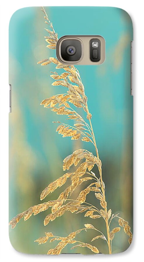 Beach Galaxy S7 Case featuring the photograph By the Shore by Elizabeth Budd