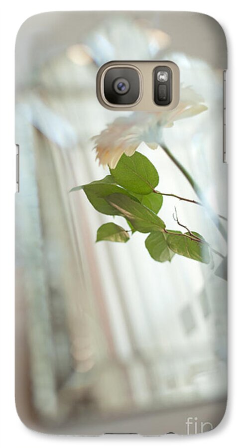 Mirror Galaxy S7 Case featuring the photograph Daisy in the mirror by Aiolos Greek Collections