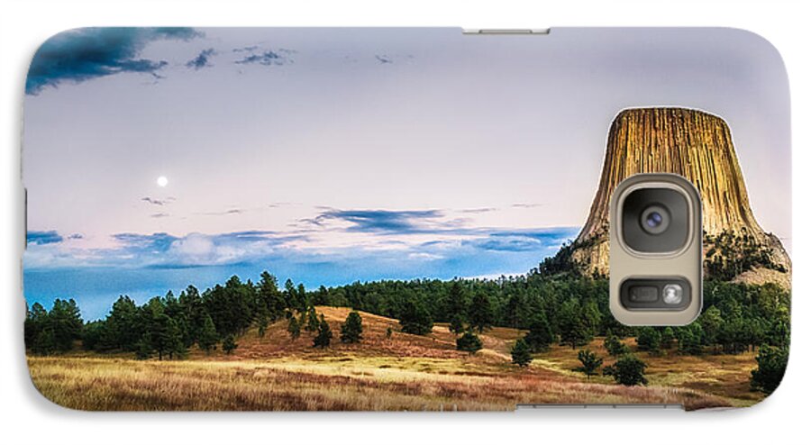 Devils Tower Galaxy S7 Case featuring the photograph Devils Tower at Sunset and Moonrise by Sophie Doell
