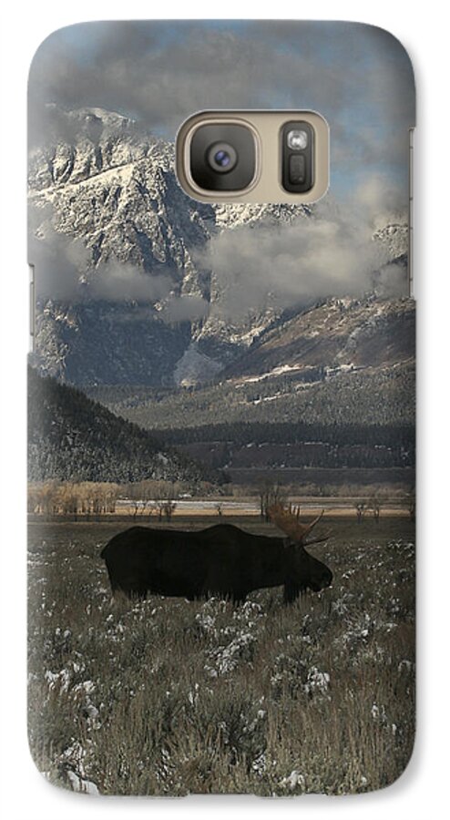 Dawn Galaxy S7 Case featuring the photograph Early Riser by Gary Hall
