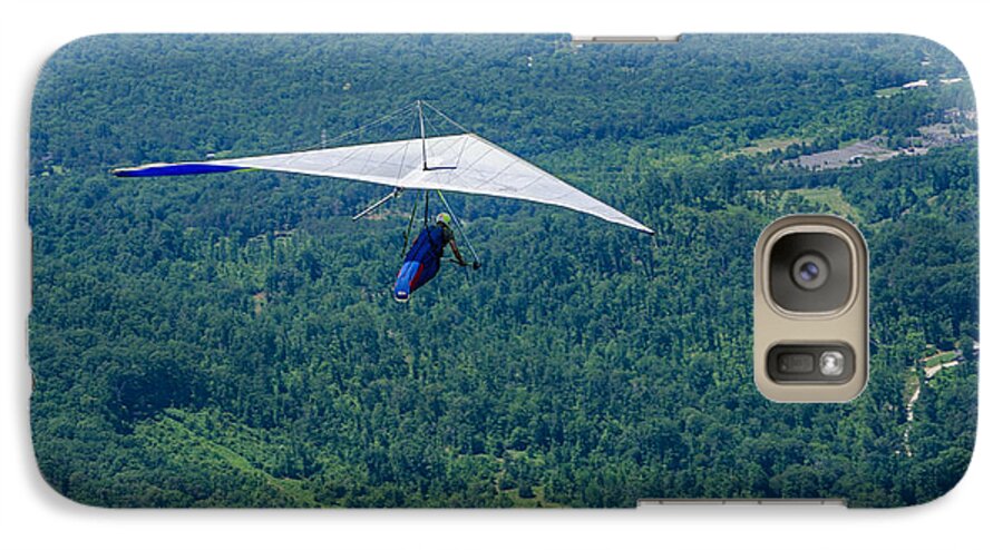 Hang Gliding Galaxy S7 Case featuring the photograph Flyin High by Susan McMenamin
