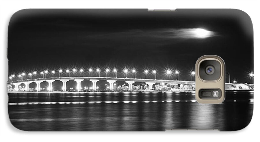 Moon Galaxy S7 Case featuring the photograph Friday The 13th at The Causeway BW by Lynda Dawson-Youngclaus
