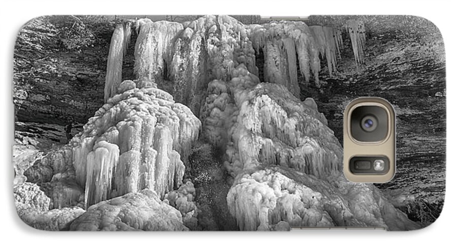 Cascade Galaxy S7 Case featuring the photograph Frozen Cascades by Alan Raasch